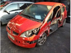 mitsubishi colt berlina 3 (cz) del año 2006