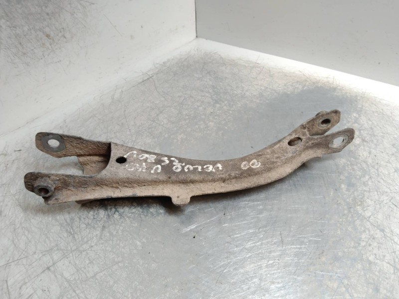 Recambio de tirante trasero izquierdo para volvo v70 familiar 2.5 t awd / awd referencia OEM IAM    Recambio de tirante trasero izquierdo para volvo v70 familiar 2.5 t awd / awd referencia OEM IAM