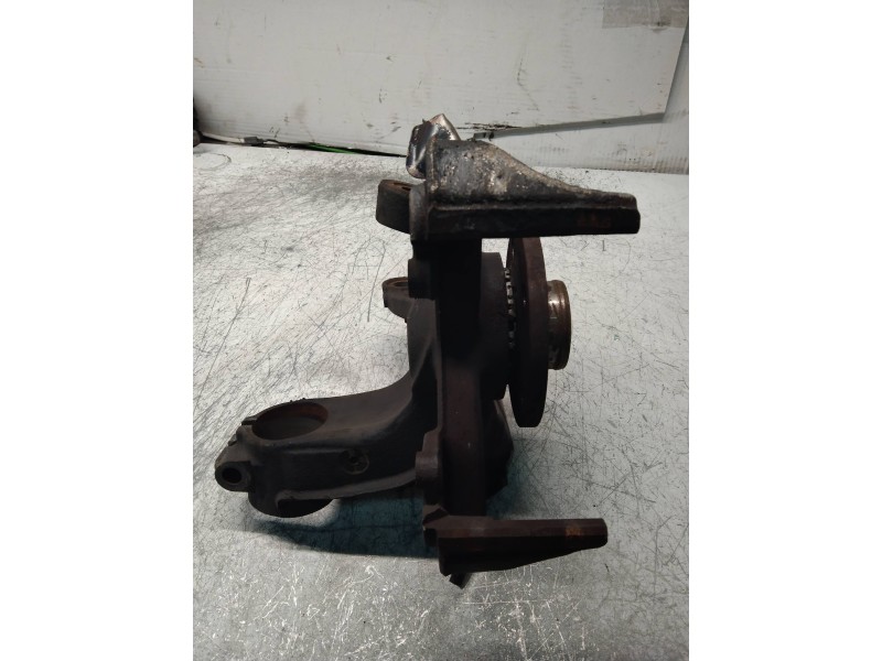 Recambio de mangueta delantera izquierda para volkswagen polo (6r1) advance referencia OEM IAM   