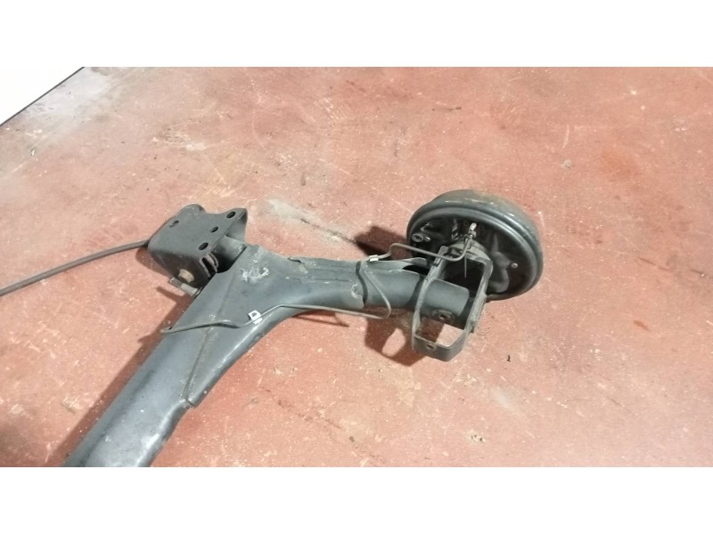 Recambio de puente trasero para volkswagen jetta (161/163) 1.6 referencia OEM IAM   TAMBOR