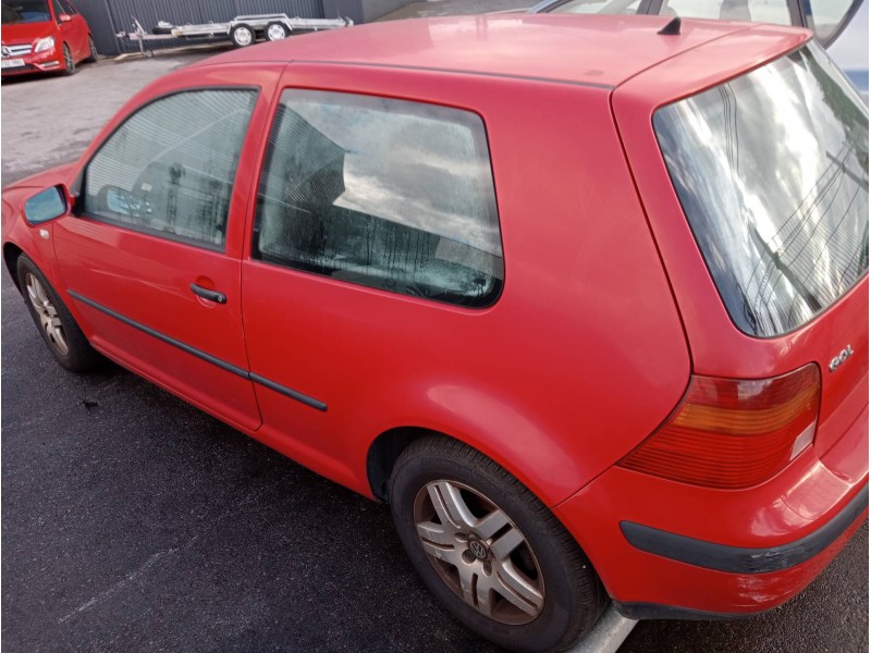 volkswagen golf iv berlina (1j1) del año 2002