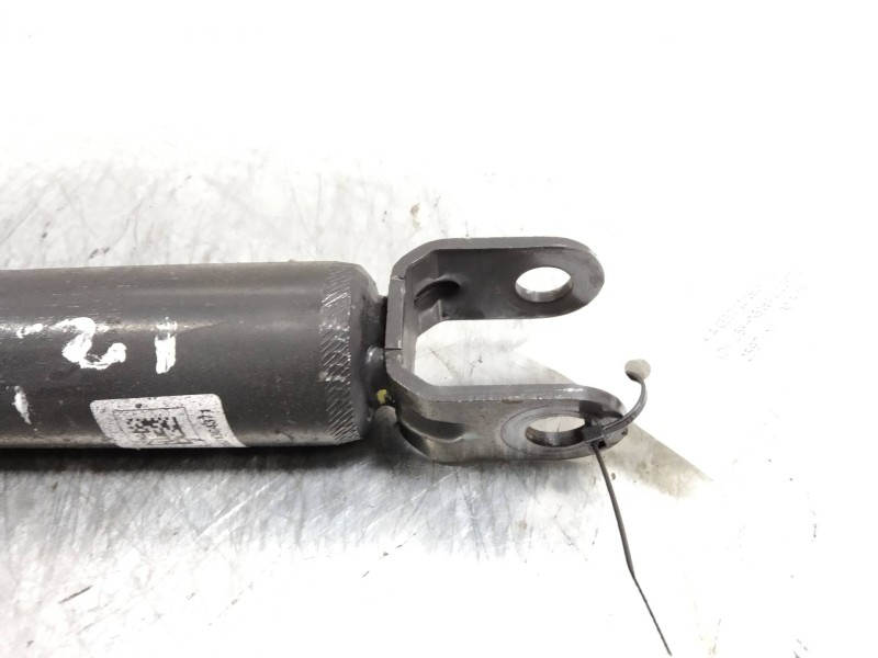 Recambio de amortiguador trasero para kia cee´d drive referencia OEM IAM 55300A2010  