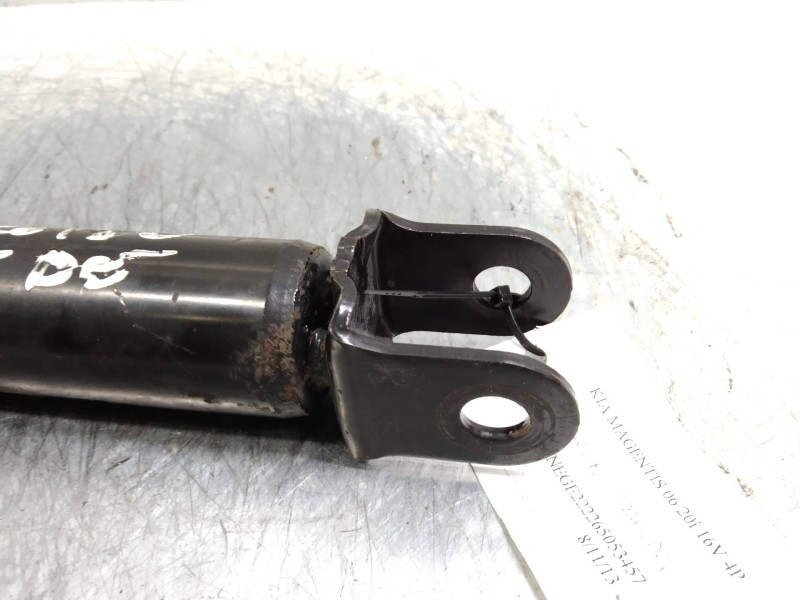 Recambio de amortiguador trasero para kia magentis 2.0 cat referencia OEM IAM    Recambio de amortiguador trasero para kia magentis 2.0 cat referencia OEM IAM