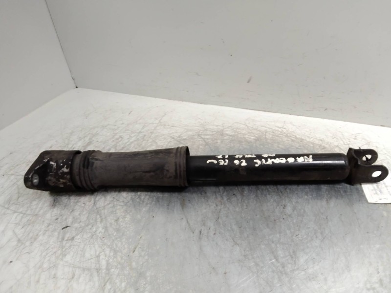 Recambio de amortiguador trasero para kia magentis 2.0 cat referencia OEM IAM    Recambio de amortiguador trasero para kia magentis 2.0 cat referencia OEM IAM