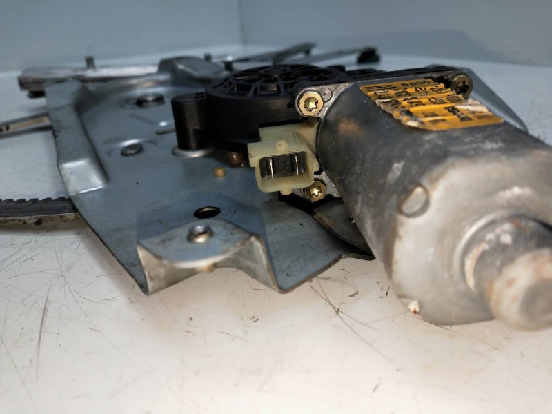 Recambio de elevalunas delantero izquierdo para saab 9-5 station wagon 2.3 cat referencia OEM IAM 5184817  5P R