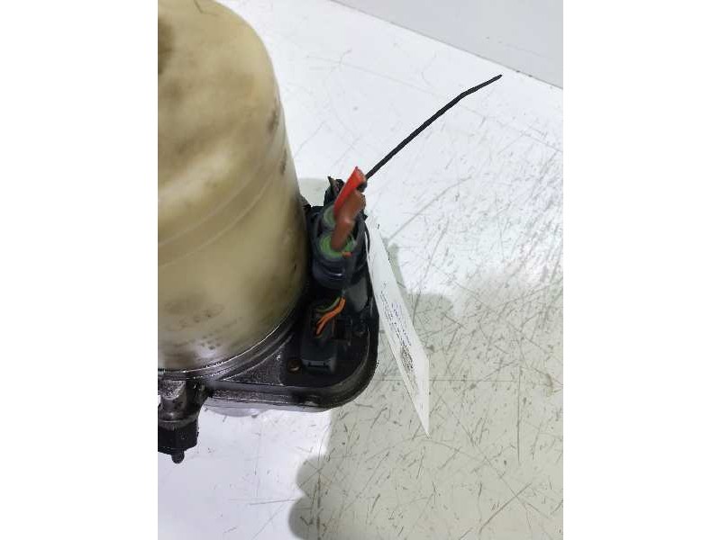 Recambio de bomba direccion para ford focus berlina (cak) 1.8 tdci (5p) referencia OEM IAM    Recambio de bomba direccion para ford focus berlina (cak) 1.8 tdci (5p) referencia OEM IAM