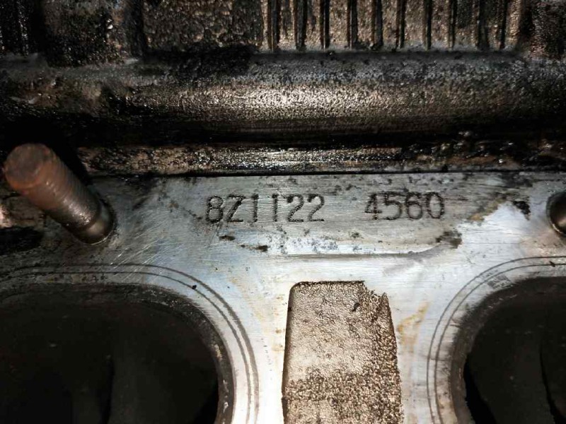 Recambio de culata para mitsubishi space wagon (n80/n90) 2.4 gdi cat referencia OEM IAM 4G64 8Z11224560 