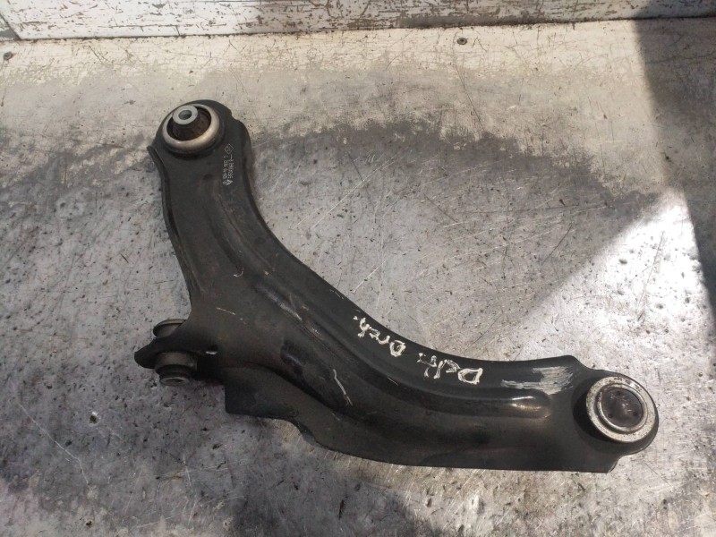 Recambio de brazo suspension inferior delantero derecho para renault zoe bose referencia OEM IAM 545049968R  