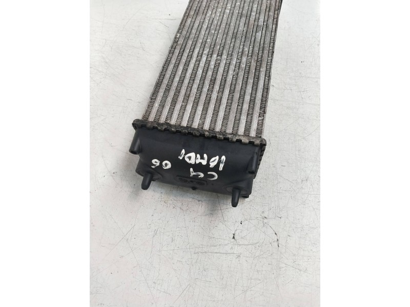 Recambio de intercooler para citroen c4 sedan 1.6 16v hdi fap referencia OEM IAM 648551880 993727UF 