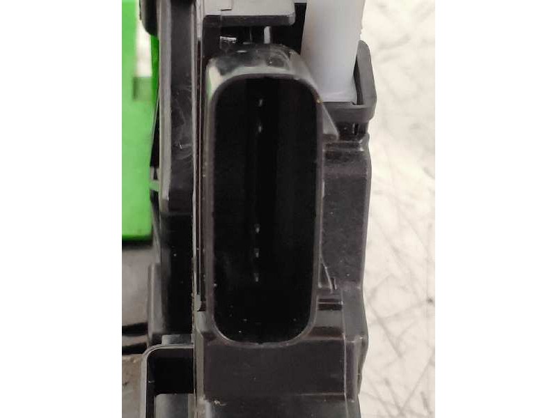 Recambio de motor cierre centralizado delantero derecho para kia carens ( ) concept referencia OEM IAM 81320A4010  