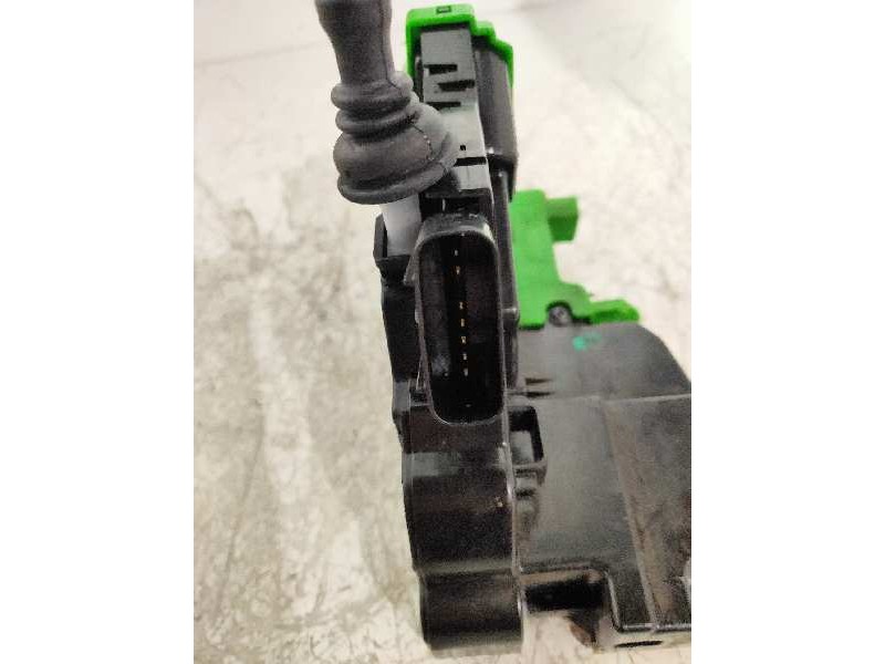 Recambio de motor cierre centralizado delantero izquierdo para kia carens ( ) concept referencia OEM IAM 81310A4010  