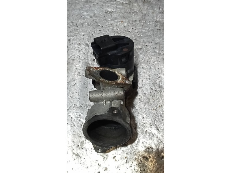 Recambio de valvula egr para citroen c4 berlina sx referencia OEM IAM 9681825280 28066067 