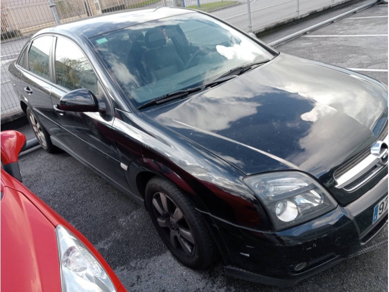 opel vectra c berlina del año 2005