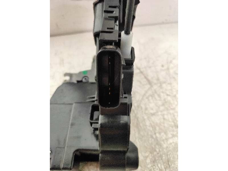 Recambio de motor cierre centralizado trasero derecho para kia carens ( ) concept referencia OEM IAM 81420A4030  