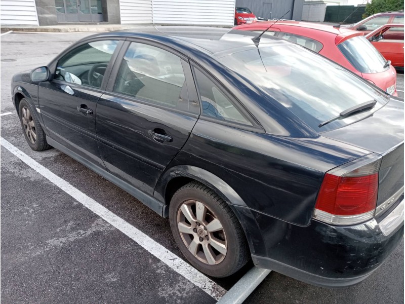 opel vectra c berlina del año 2005
