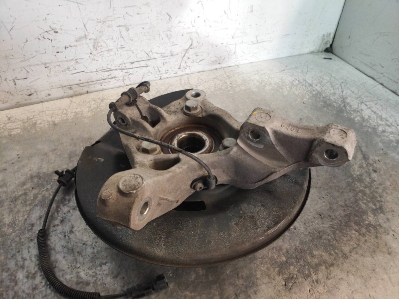 Recambio de mangueta delantera derecha para opel astra j lim. cosmo referencia OEM IAM   