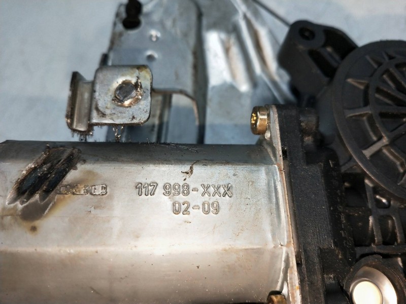 Recambio de elevalunas trasero izquierdo para saab 9-5 berlina 2.0 cat referencia OEM IAM 117998XXX  4P