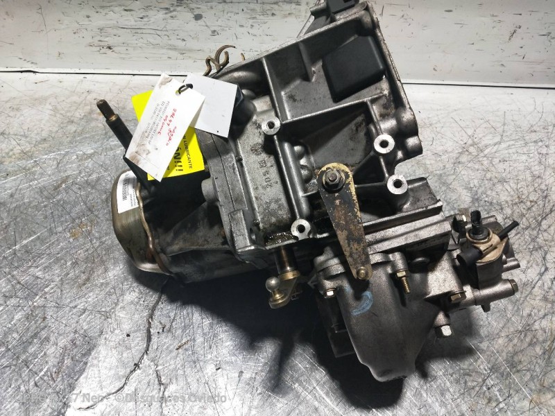Recambio de caja cambios para peugeot 205 berlina 1.8 diesel cat referencia OEM IAM 2BL49 040006 