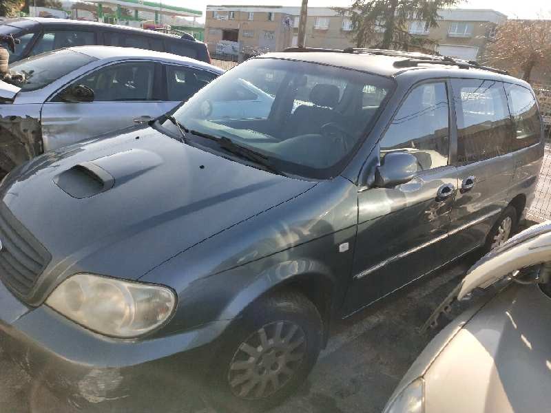 kia carnival ii del año 2002