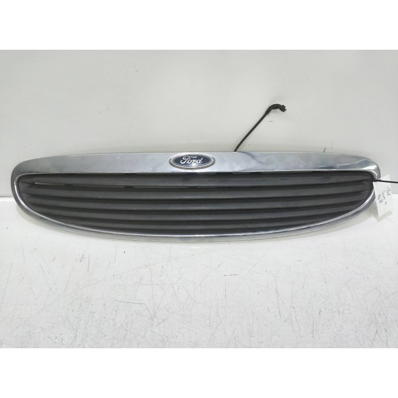 Recambio de rejilla delantera para ford scorpio berl./turnier 2.0 16v cat referencia OEM IAM   