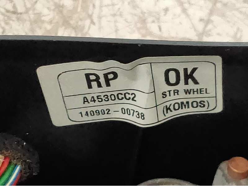 Recambio de volante para kia carens ( ) concept referencia OEM IAM 56100A4530  