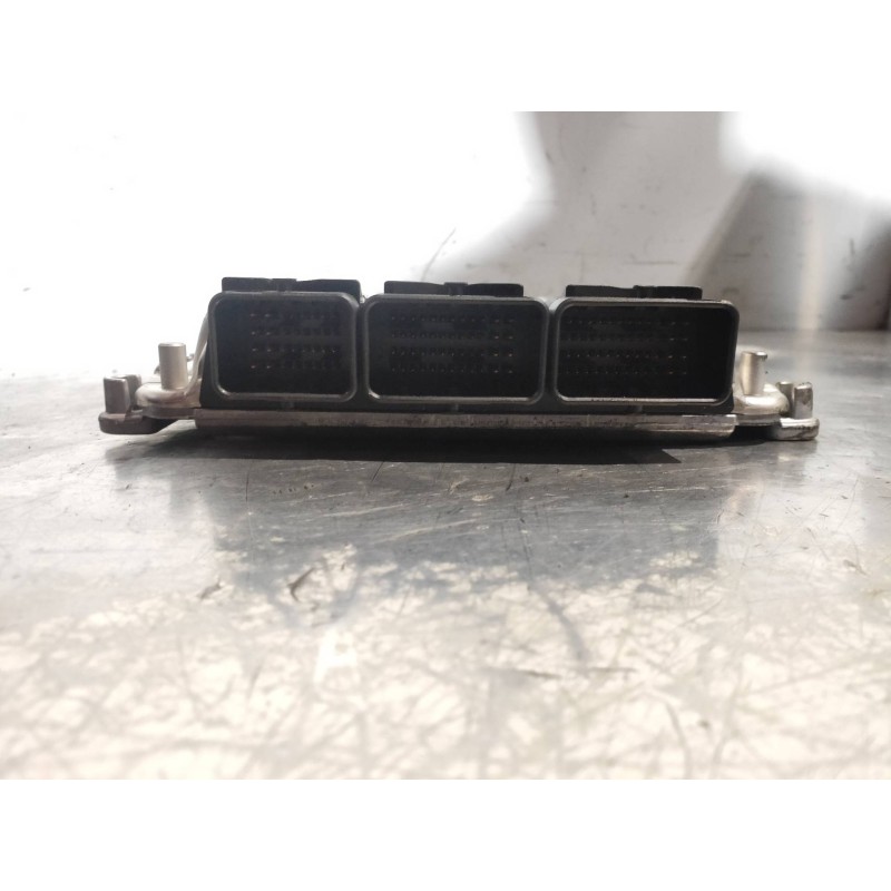 Recambio de centralita motor uce para mitsubishi space star (dg0) 1900 di-d comfort referencia OEM IAM 0281010438 HOM8200066001 