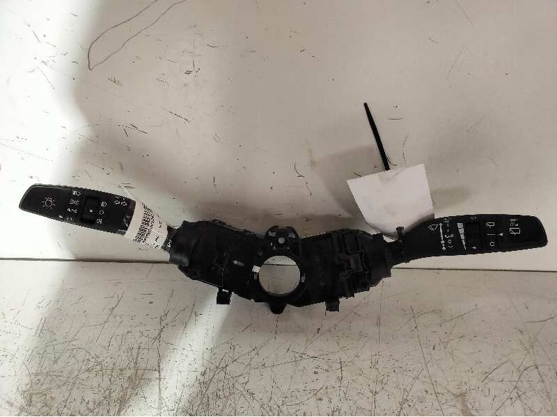 Recambio de mando luces para kia carens ( ) concept referencia OEM IAM 299119105  