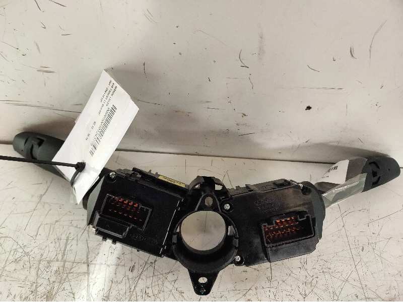 Recambio de mando luces para kia carens ( ) concept referencia OEM IAM 299119105  