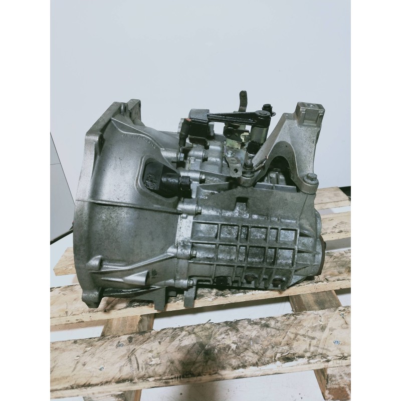 Recambio de caja cambios para ford focus berlina (cap) ambiente (d) referencia OEM IAM 6M5R7002YA T1GF2 240806 012639 5V