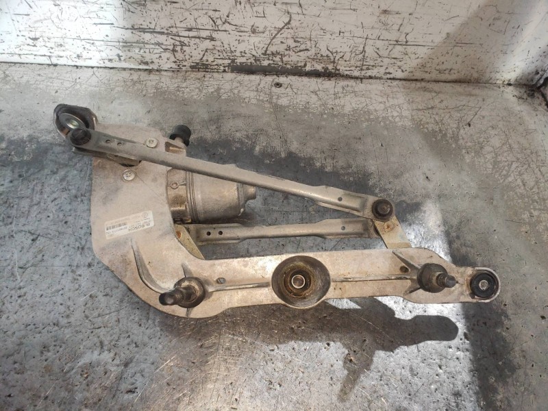 Recambio de motor limpia delantero para renault zoe bose referencia OEM IAM 0390241580 288003381RE 3397021341 201901173