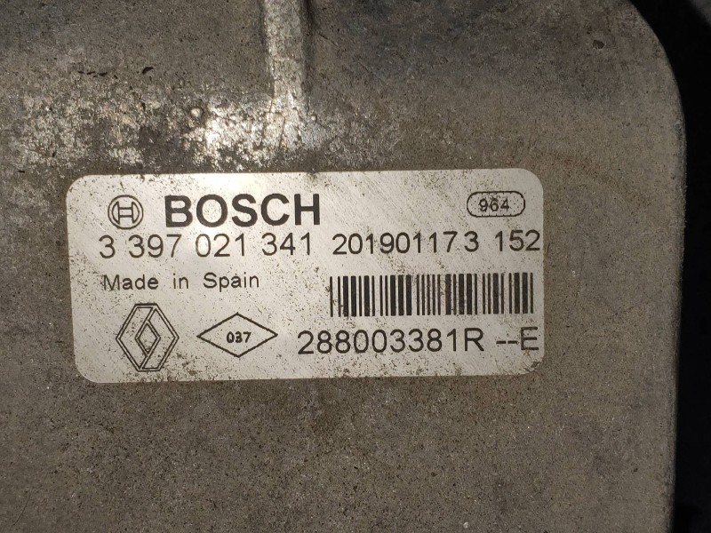 Recambio de motor limpia delantero para renault zoe bose referencia OEM IAM 0390241580 288003381RE 3397021341 201901173