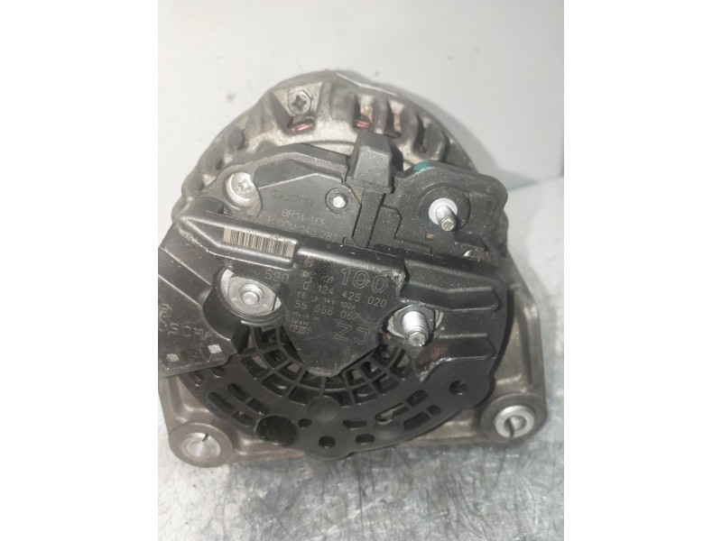 Recambio de alternador para opel astra h berlina enjoy referencia OEM IAM 0124425020  