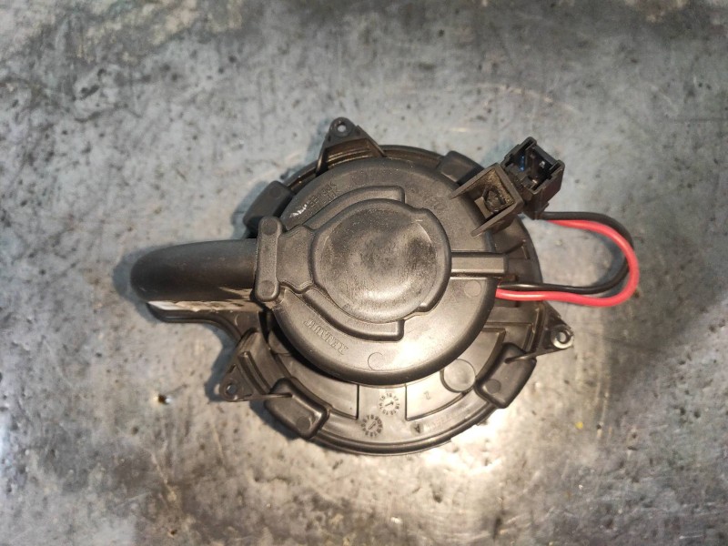 Recambio de motor calefaccion para renault zoe bose referencia OEM IAM 5Q1335000  