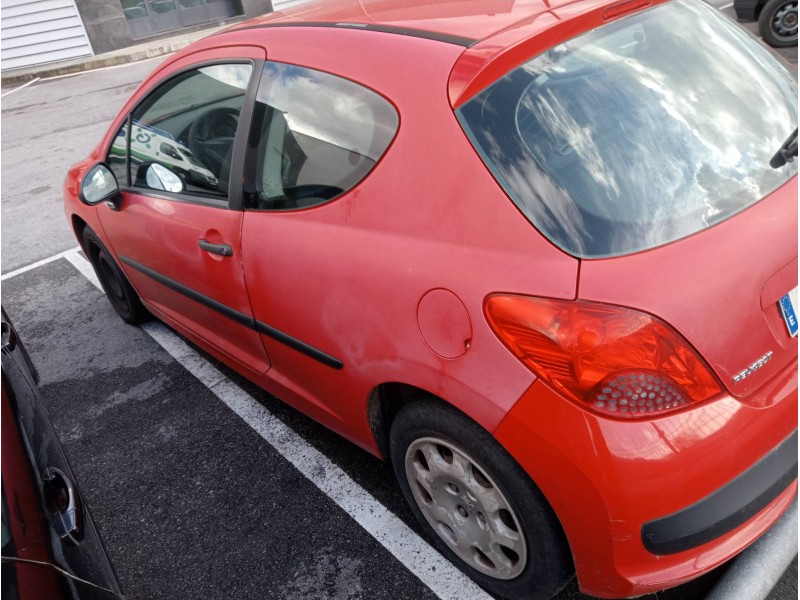 peugeot 207 del año 2006