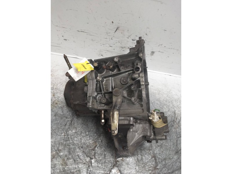 Recambio de caja cambios para peugeot 206 berlina xr referencia OEM IAM 20DL22 0566206B 