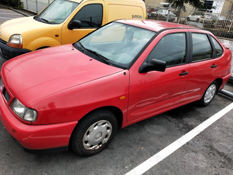 seat cordoba berlina (6k2) del año 1997