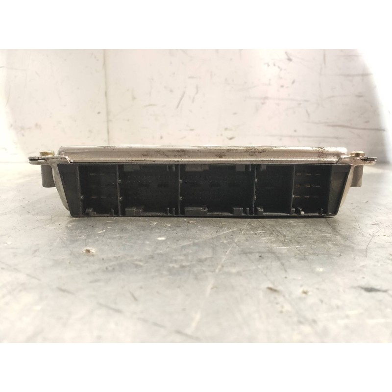 Recambio de centralita motor uce para bmw serie 3 berlina (e46) 320d referencia OEM IAM 0281001445 7785098 BOSCH