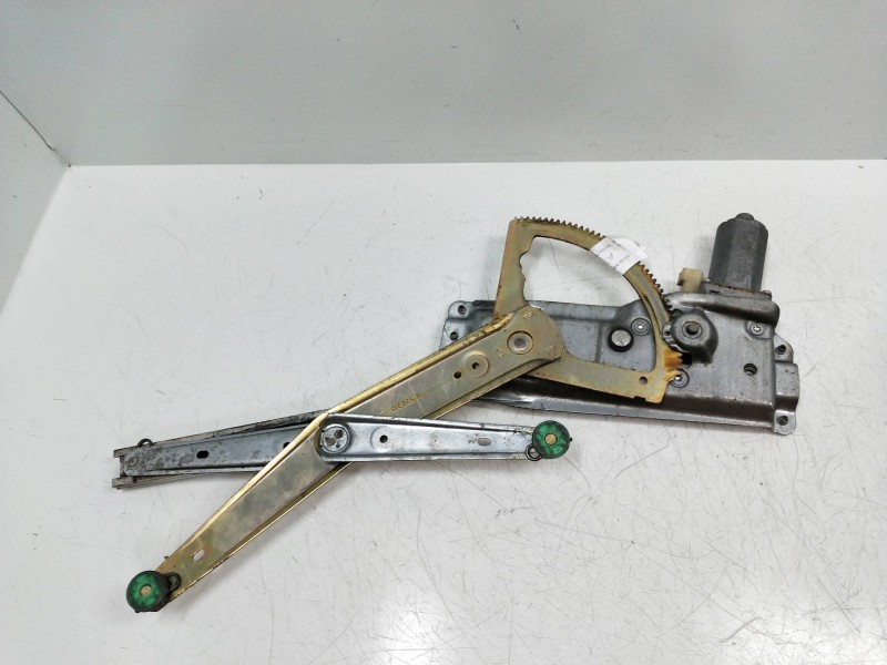 Recambio de elevalunas delantero izquierdo para saab 900 berlina 2.0 cat referencia OEM IAM 193037XXX  5P