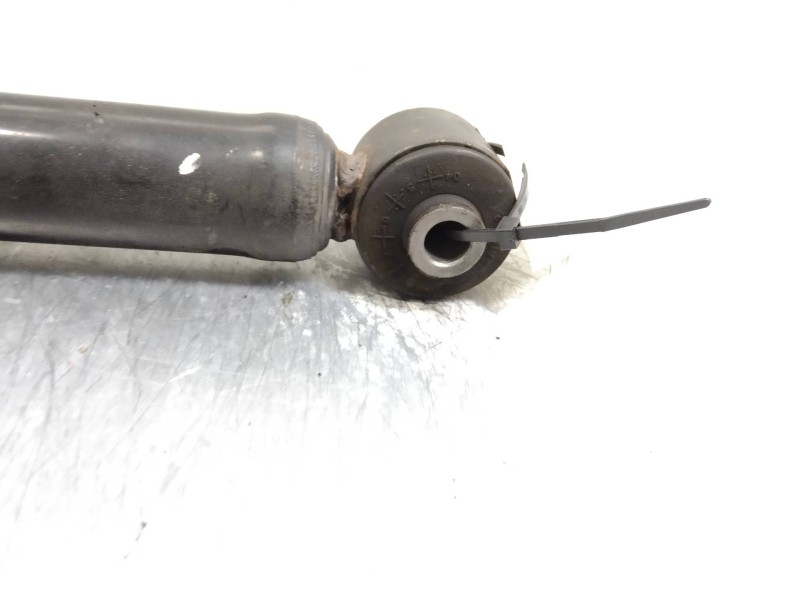 Recambio de amortiguador trasero para kia picanto 1.1 ex referencia OEM IAM   