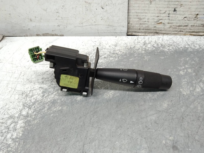 Recambio de mando limpia para peugeot 309 graffic diesel referencia OEM IAM 9753275380  