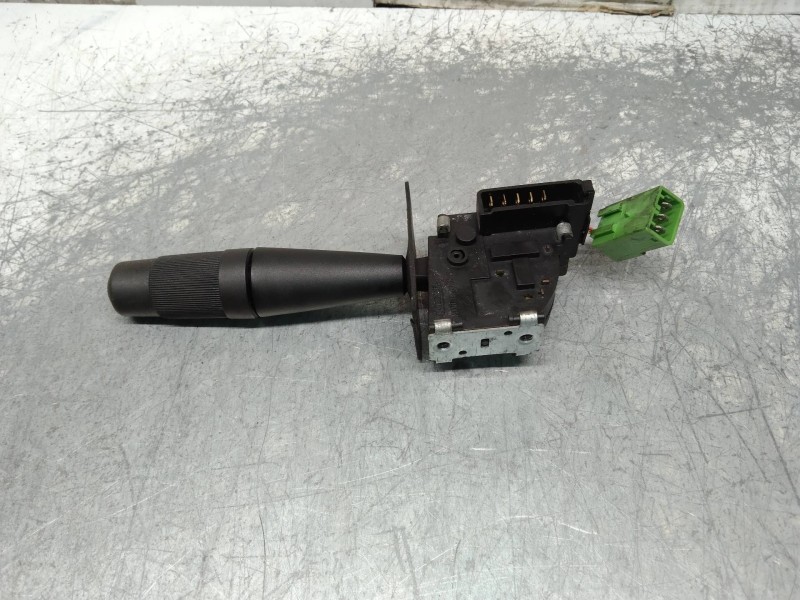 Recambio de mando limpia para peugeot 309 graffic diesel referencia OEM IAM 9753275380  