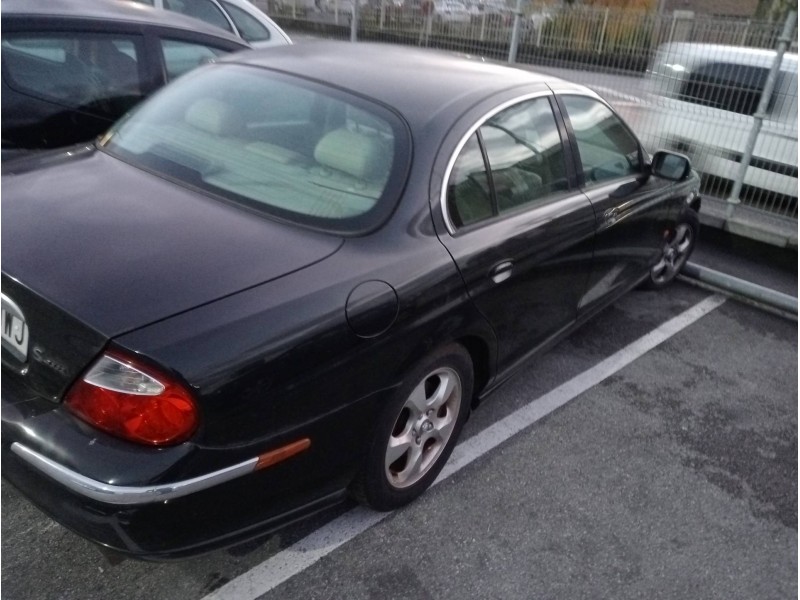 jaguar s-type del año 2006