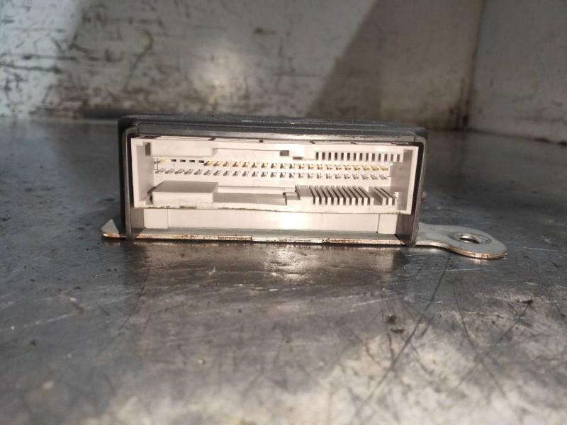 Recambio de modulo electronico para renault zoe bose referencia OEM IAM 985104074R A2C85840002 