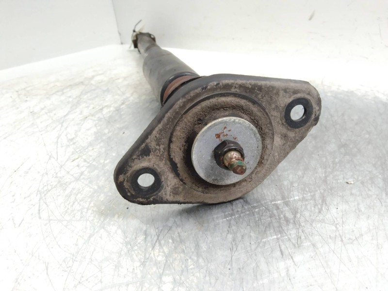 Recambio de amortiguador trasero para kia rio 1.5 crdi referencia OEM IAM   