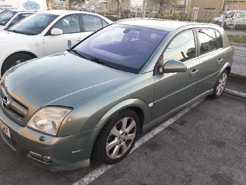 opel signum del año 2005