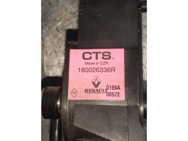Recambio de potenciometro pedal para renault zoe bose referencia OEM IAM 180026336R  