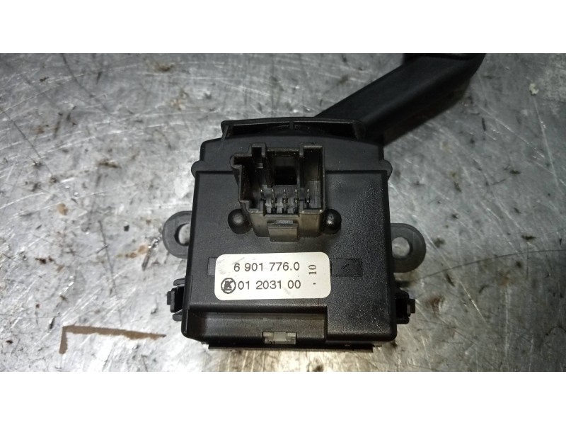 Recambio de mando limpia para land rover range rover (lm) td6 se referencia OEM IAM 69017760  