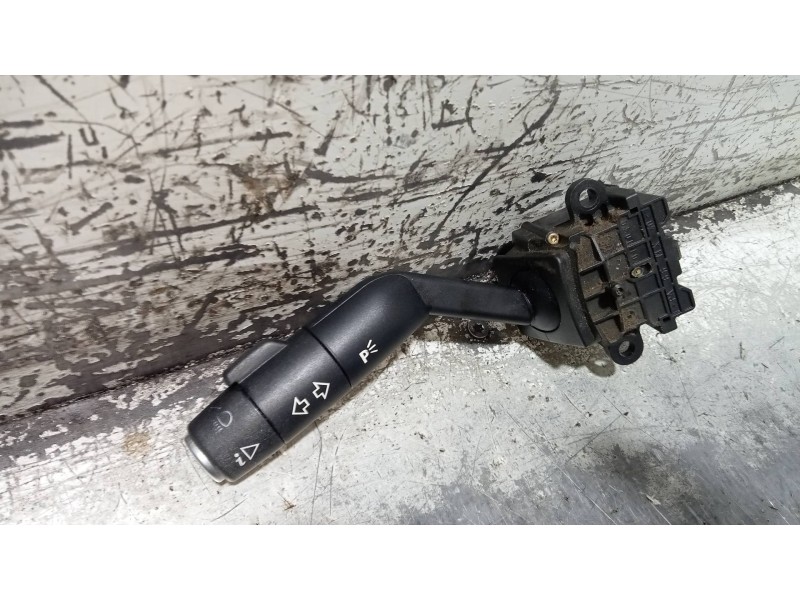 Recambio de mando luces para land rover range rover (lm) td6 se referencia OEM IAM 69017750  