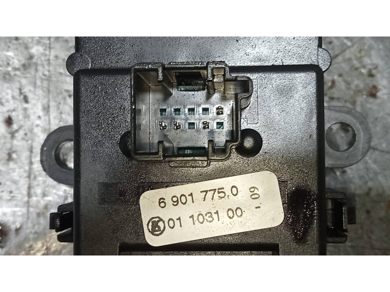 Recambio de mando luces para land rover range rover (lm) td6 se referencia OEM IAM 69017750  