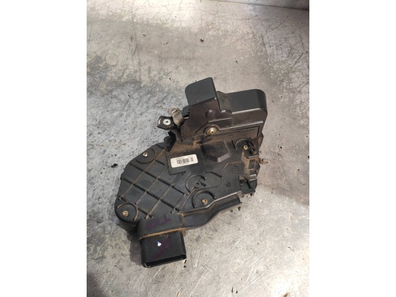 Recambio de motor cierre centralizado trasero derecho para volvo v50 familiar 1.6 d kinetic referencia OEM IAM 30753674  